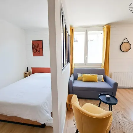 Apartment Les Amoureux - T2 Hyper Centre Ville, 100m Plage, A Pied, Wifi *